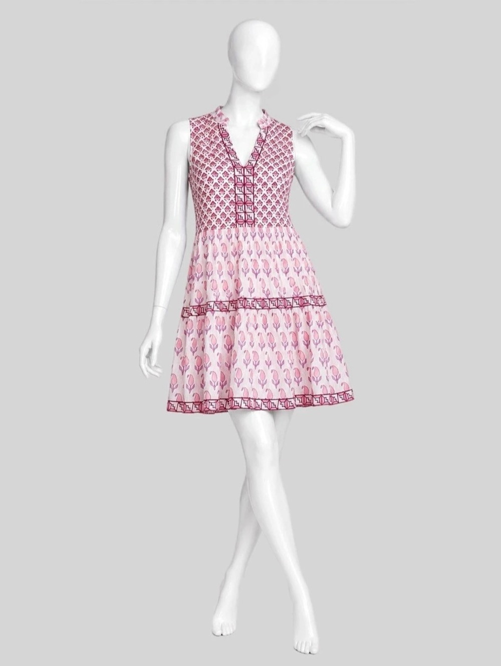 Oliphant Sleeveless Tiered Short Dress Mini in Pink & White
